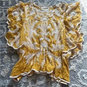 Solitary brand size large boho blouse mustard yellow.  Light weight.